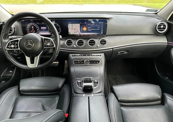 Mercedes-Benz Klasa E cena 148000 przebieg: 166735, rok produkcji 2018 z Byczyna małe 46